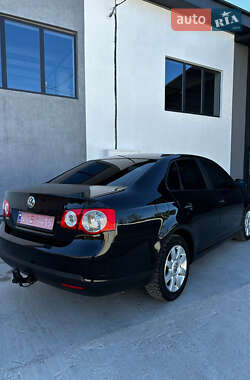 Седан Volkswagen Jetta 2006 в 