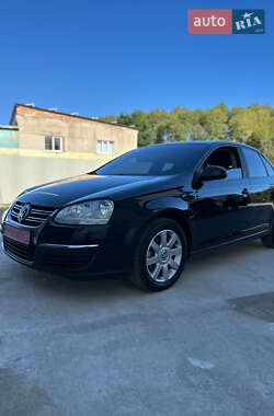 Седан Volkswagen Jetta 2006 в 