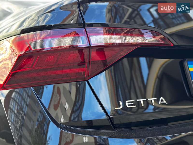 Седан Volkswagen Jetta 2022 в Ивано-Франковске