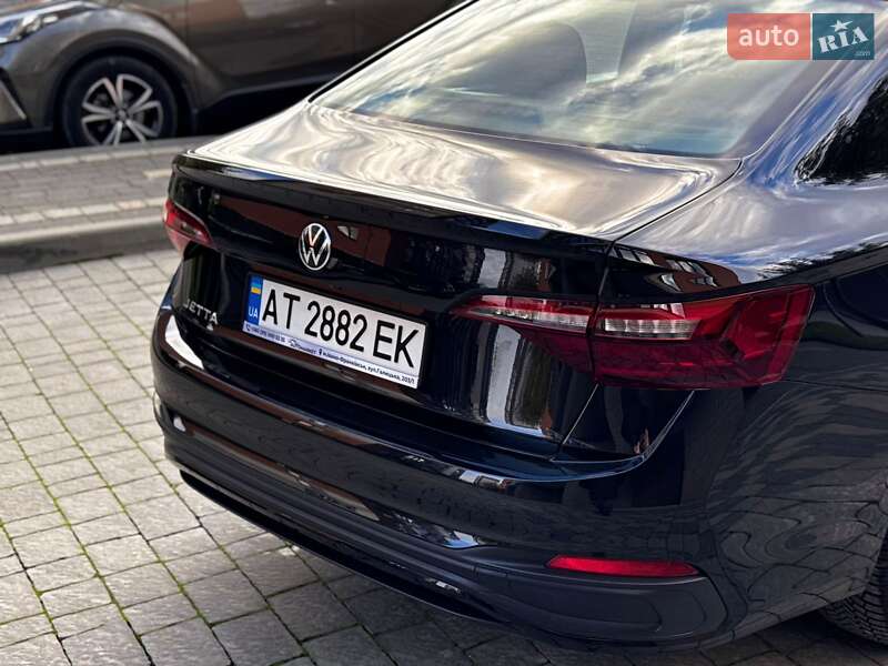 Седан Volkswagen Jetta 2022 в Ивано-Франковске