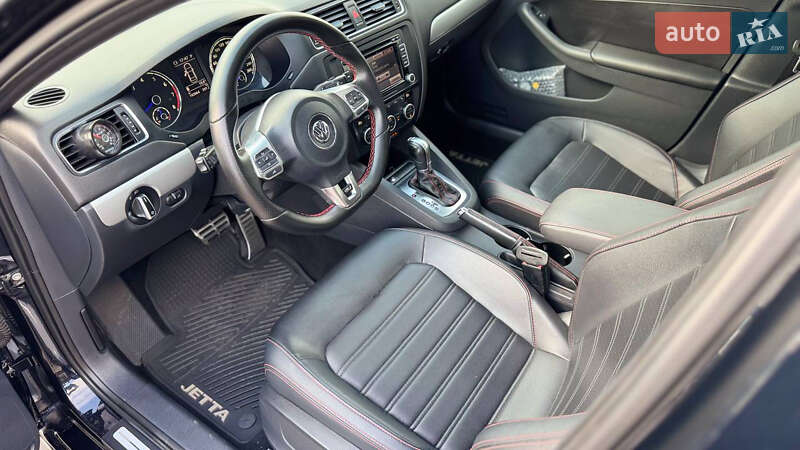 Седан Volkswagen Jetta 2013 в Решетиловке фото 10 Седан Volkswagen Jetta 2013 в Решетиловке