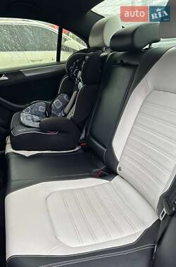 Седан Volkswagen Jetta 2016 в 