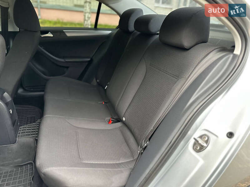 Седан Volkswagen Jetta 2015 в Белой Церкви фото 34 Седан Volkswagen Jetta 2015 в Белой Церкви