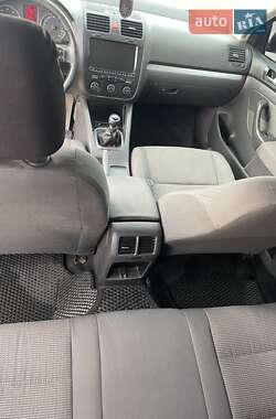 Седан Volkswagen Jetta 2008 в 