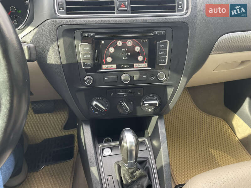 Седан Volkswagen Jetta 2015 в Кривом Роге фото 15 Седан Volkswagen Jetta 2015 в Кривом Роге