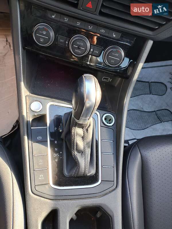 Седан Volkswagen Jetta 2019 в Рівному фото 8 Седан Volkswagen Jetta 2019 в Рівному