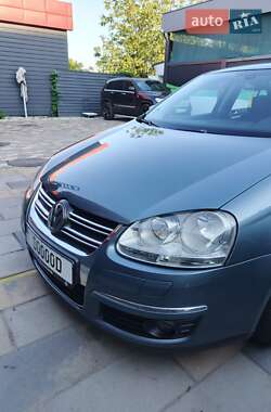 Седан Volkswagen Jetta 2008 в 