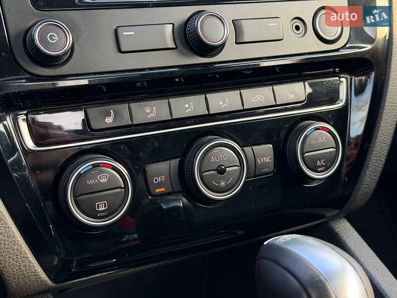 Седан Volkswagen Jetta 2015 в Кривом Роге