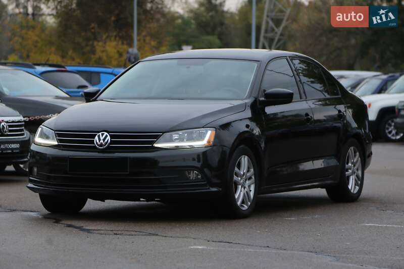 Седан Volkswagen Jetta 2017 в Киеве
