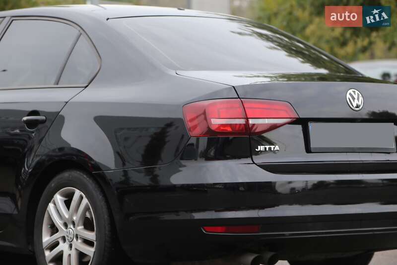 Седан Volkswagen Jetta 2017 в Киеве