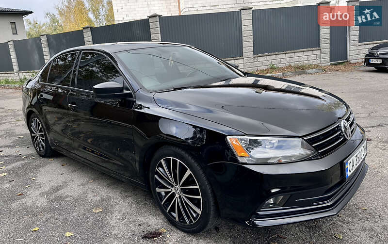 Седан Volkswagen Jetta 2015 в Києві фото 2 Седан Volkswagen Jetta 2015 в Києві