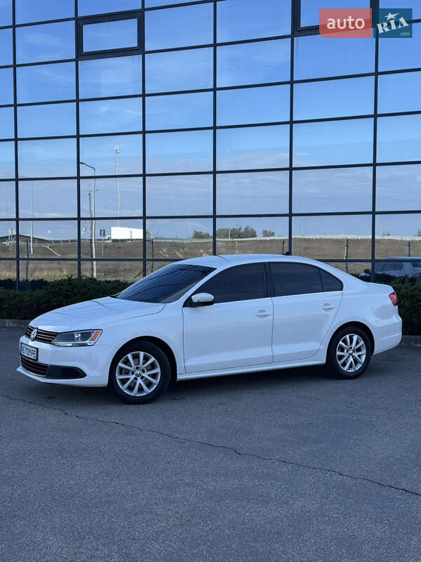 Седан Volkswagen Jetta 2013 в Дніпрі фото 3 Седан Volkswagen Jetta 2013 в Дніпрі