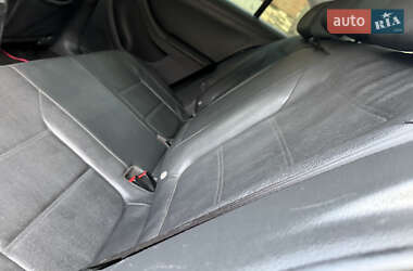 Седан Volkswagen Jetta 2012 в 