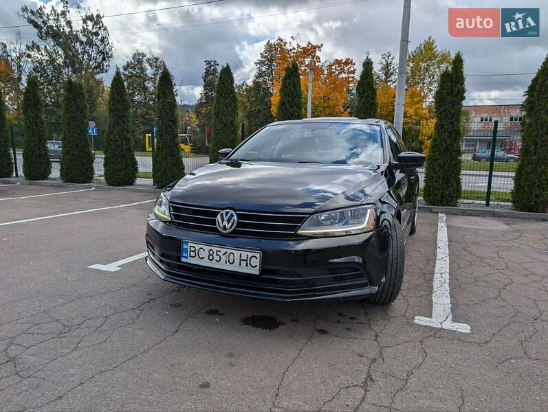 Седан Volkswagen Jetta 2017 в 