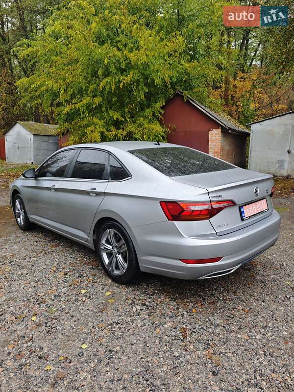 Седан Volkswagen Jetta 2019 в Ромнах фото 11 Седан Volkswagen Jetta 2019 в Ромнах