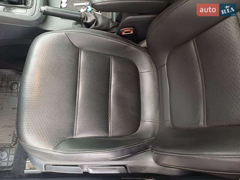 Седан Volkswagen Jetta 2015 в Днепре фото 6 Седан Volkswagen Jetta 2015 в Днепре