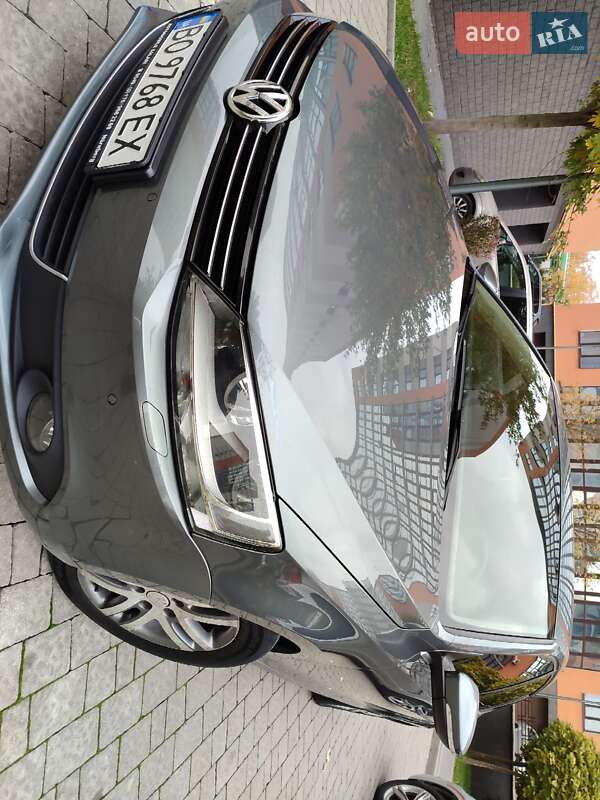 Седан Volkswagen Jetta 2012 в Ивано-Франковске