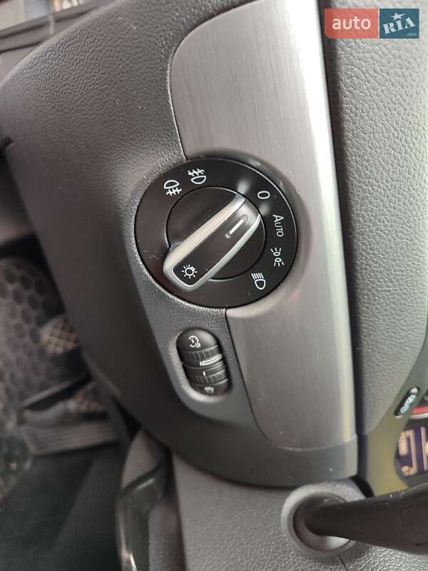 Седан Volkswagen Jetta 2012 в Ивано-Франковске