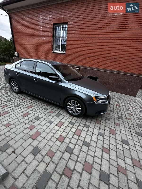 Седан Volkswagen Jetta 2014 в Днепре фото 2 Седан Volkswagen Jetta 2014 в Днепре