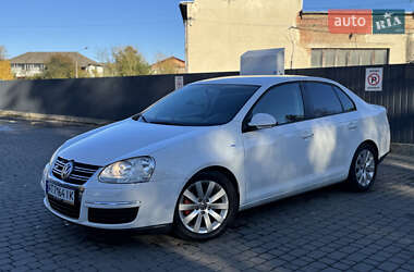 Седан Volkswagen Jetta 2009 в Ивано-Франковске