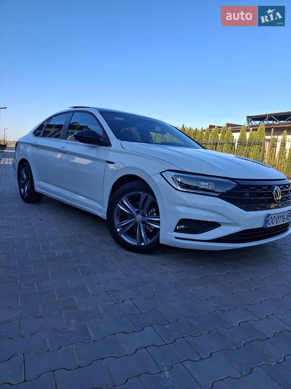 Седан Volkswagen Jetta 2021 в Одессе