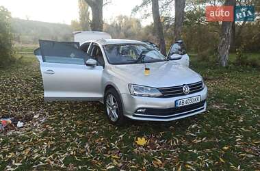 Седан Volkswagen Jetta 2016 в 