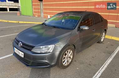 Седан Volkswagen Jetta 2012 в 