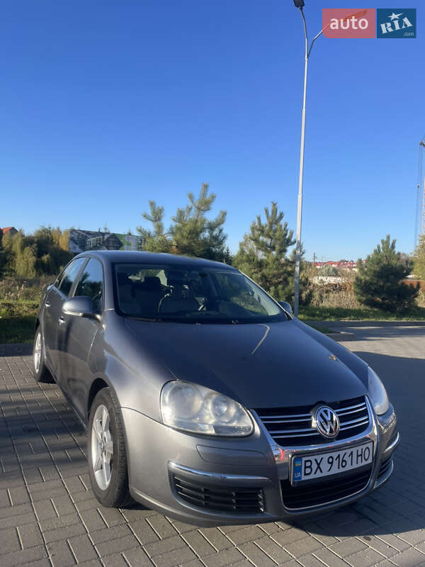 Седан Volkswagen Jetta 2005 в Хмельницькому фото 3 Седан Volkswagen Jetta 2005 в Хмельницькому