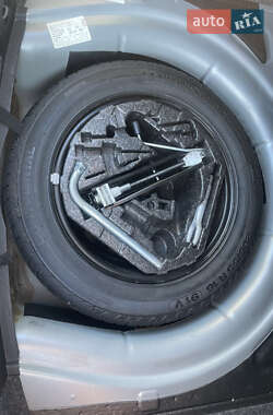 Седан Volkswagen Jetta 2005 в  фото 22 Седан Volkswagen Jetta 2005 в
