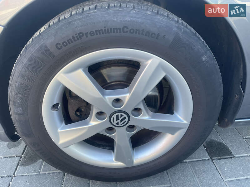 Седан Volkswagen Jetta 2005 в Хмельницькому фото 23 Седан Volkswagen Jetta 2005 в Хмельницькому