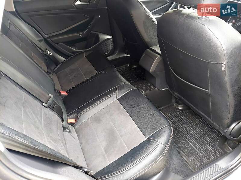 Седан Volkswagen Jetta 2018 в Полтаві