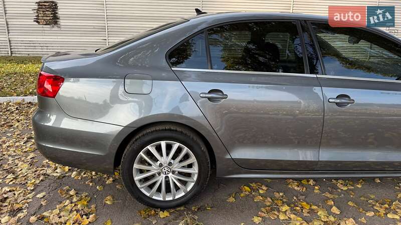 Седан Volkswagen Jetta 2013 в Киеве фото 19 Седан Volkswagen Jetta 2013 в Киеве