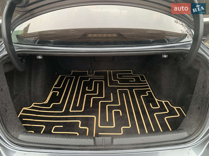 Седан Volkswagen Jetta 2012 в Иванковичах