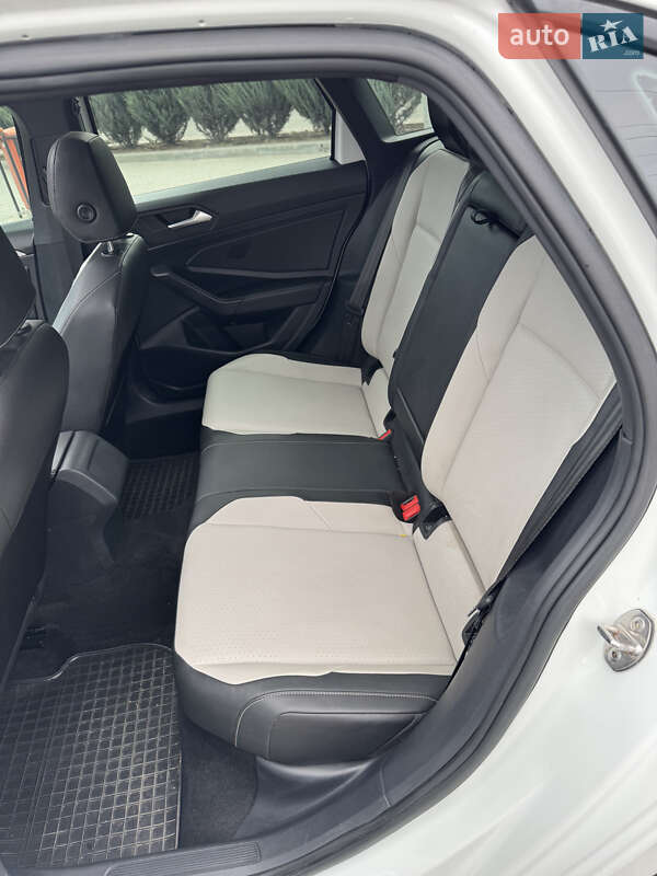 Седан Volkswagen Jetta 2018 в Полтаві