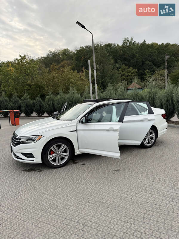 Седан Volkswagen Jetta 2018 в Полтаві