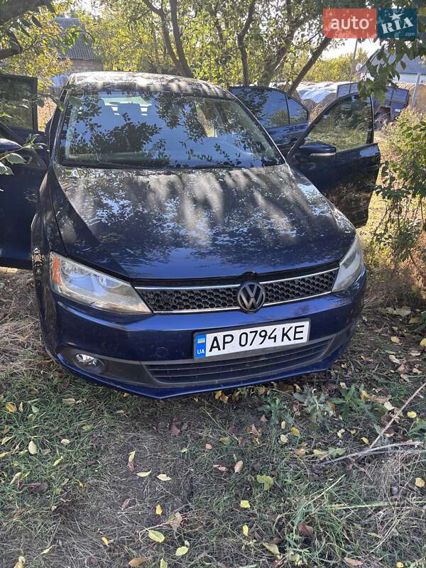 Седан Volkswagen Jetta 2012 в Днепре