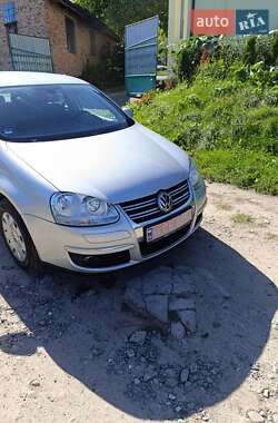 Універсал Volkswagen Jetta 2006 в Львові