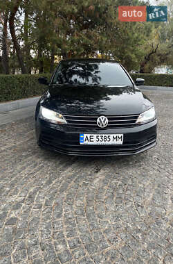 Седан Volkswagen Jetta 2014 в Днепре