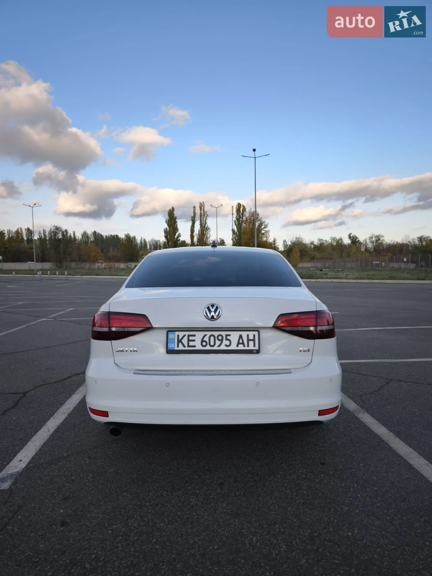 2016 Volkswagen Jetta - мініатюра 4