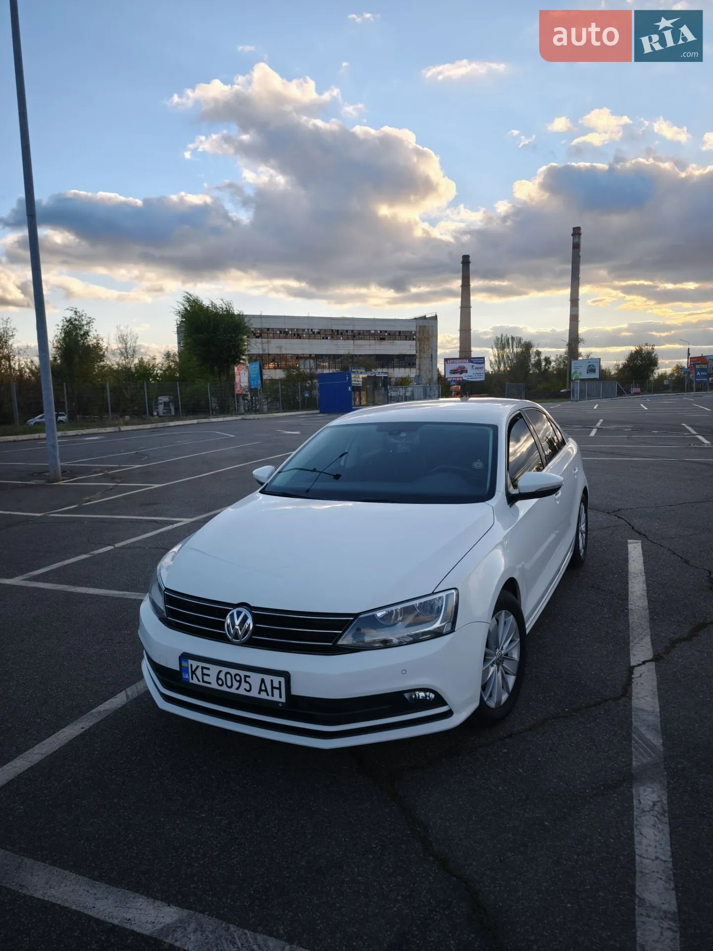2016 Volkswagen Jetta - фото 1