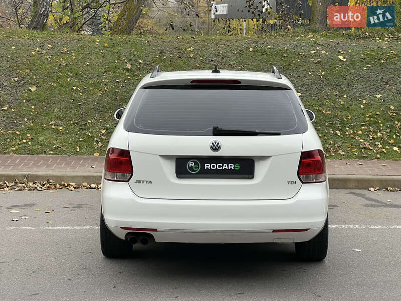 Универсал Volkswagen Jetta 2012 в Киеве