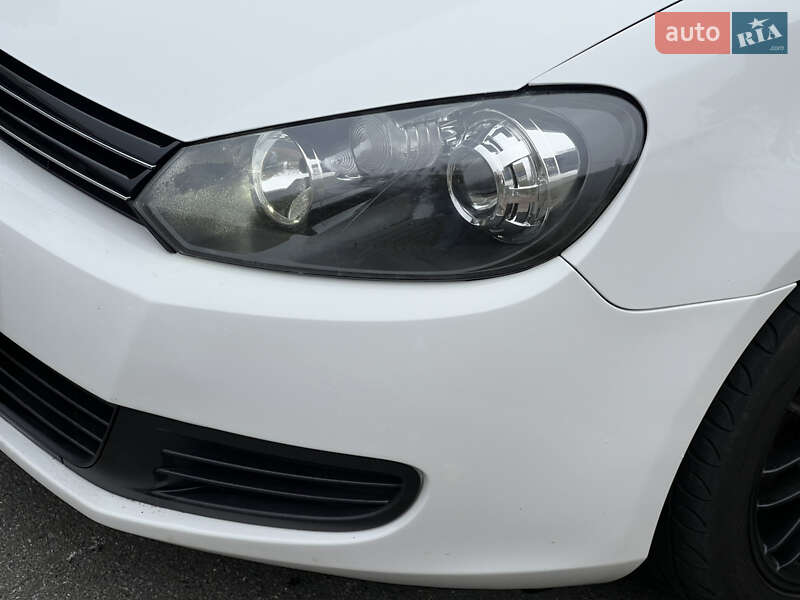 Универсал Volkswagen Jetta 2012 в Киеве