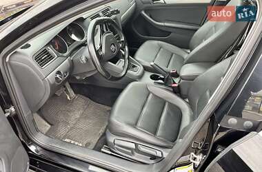 Седан Volkswagen Jetta 2017 в 