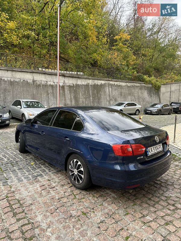 Седан Volkswagen Jetta 2014 в Киеве фото 7 Седан Volkswagen Jetta 2014 в Киеве
