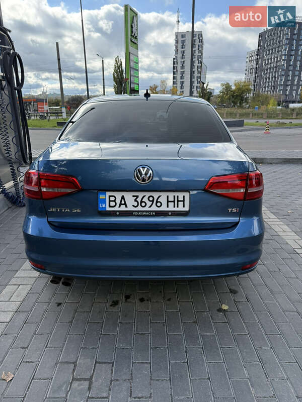 Седан Volkswagen Jetta 2014 в Кропивницком