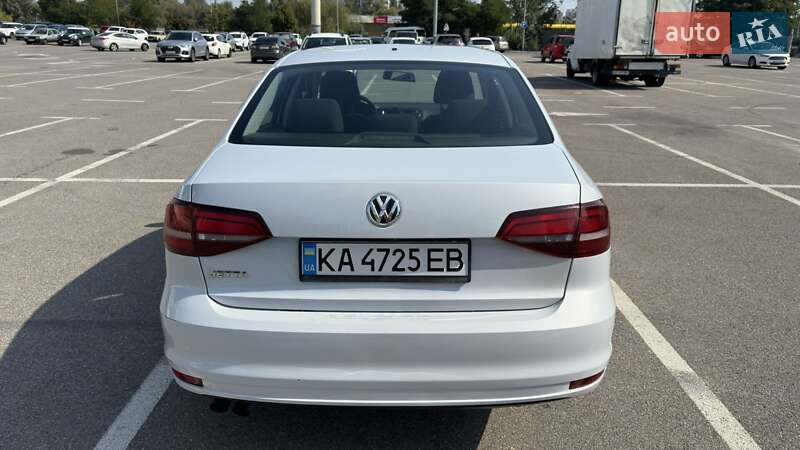 Седан Volkswagen Jetta 2016 в Вышгороде фото 8 Седан Volkswagen Jetta 2016 в Вышгороде