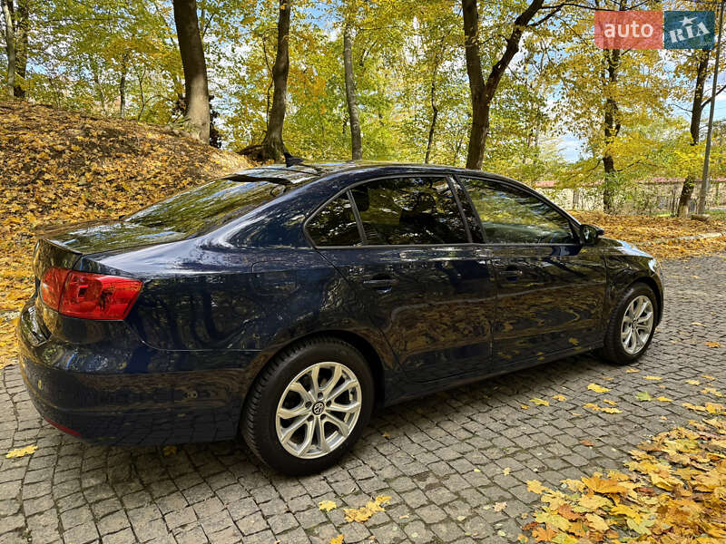 Седан Volkswagen Jetta 2014 в Черновцах фото 12 Седан Volkswagen Jetta 2014 в Черновцах