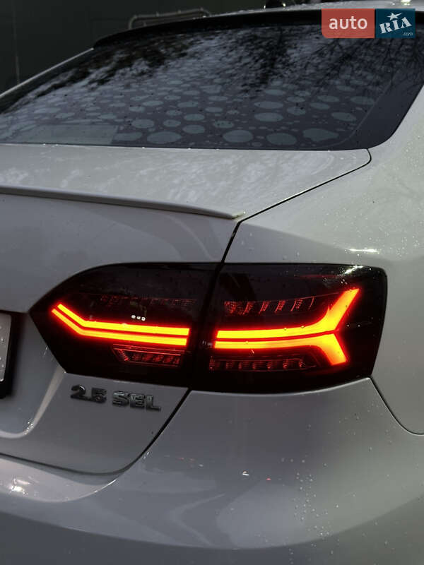 Седан Volkswagen Jetta 2013 в Киеве