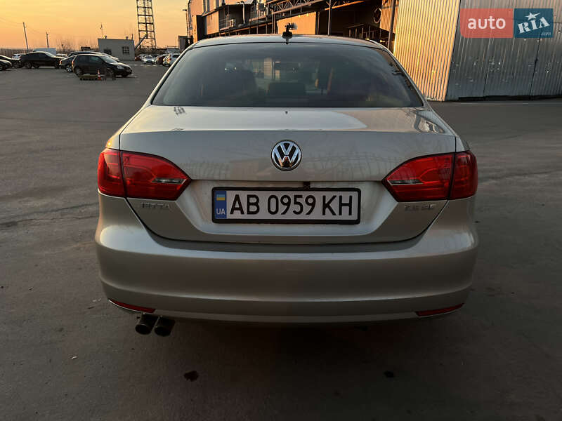 Седан Volkswagen Jetta 2012 в Вінниці фото 12 Седан Volkswagen Jetta 2012 в Вінниці