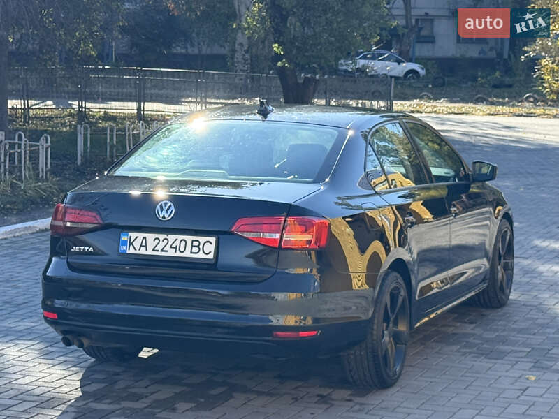 Седан Volkswagen Jetta 2015 в Запорожье